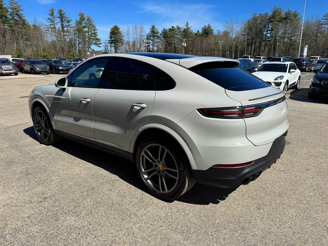 2023 Porsche Cayenne Coupe - Фото 3
