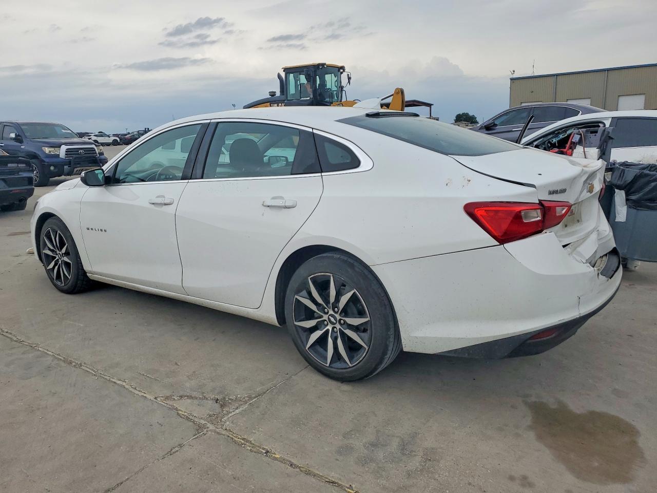 2018 Chevrolet Malibu Lt - Фото 2