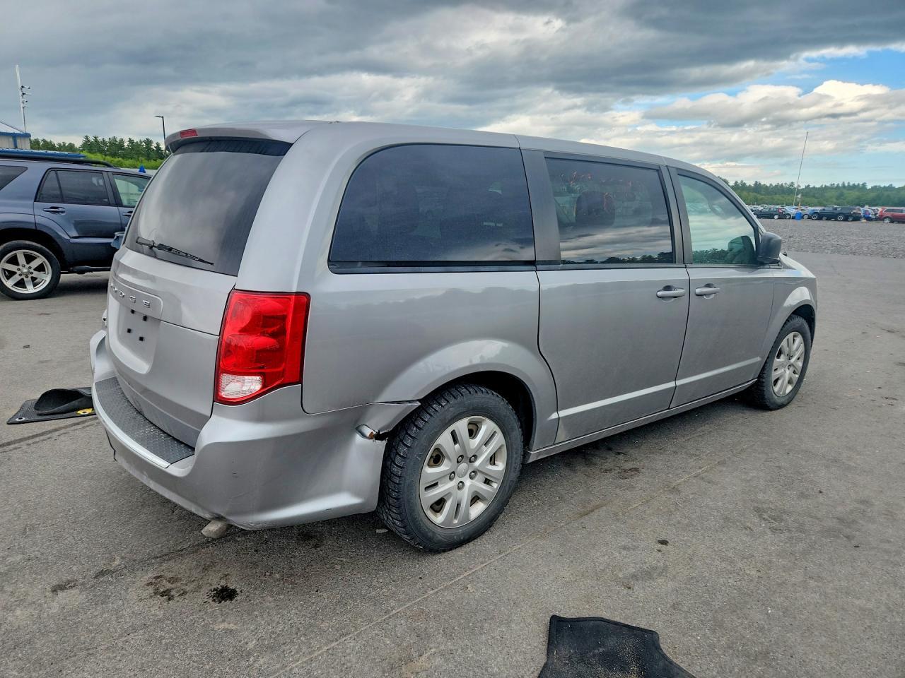 2018 Dodge Grand Caravan Se - Фото 3
