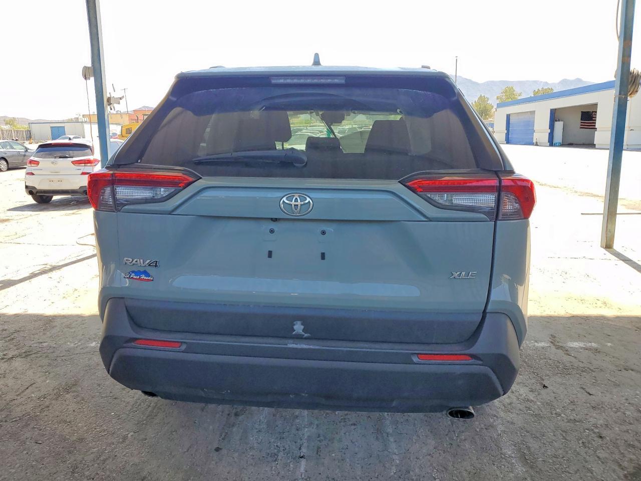 2023 Toyota Rav4 Xle - Фото 6