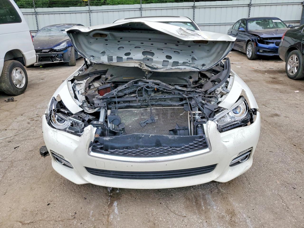 2015 Infiniti Q50 Premium - Фото 5