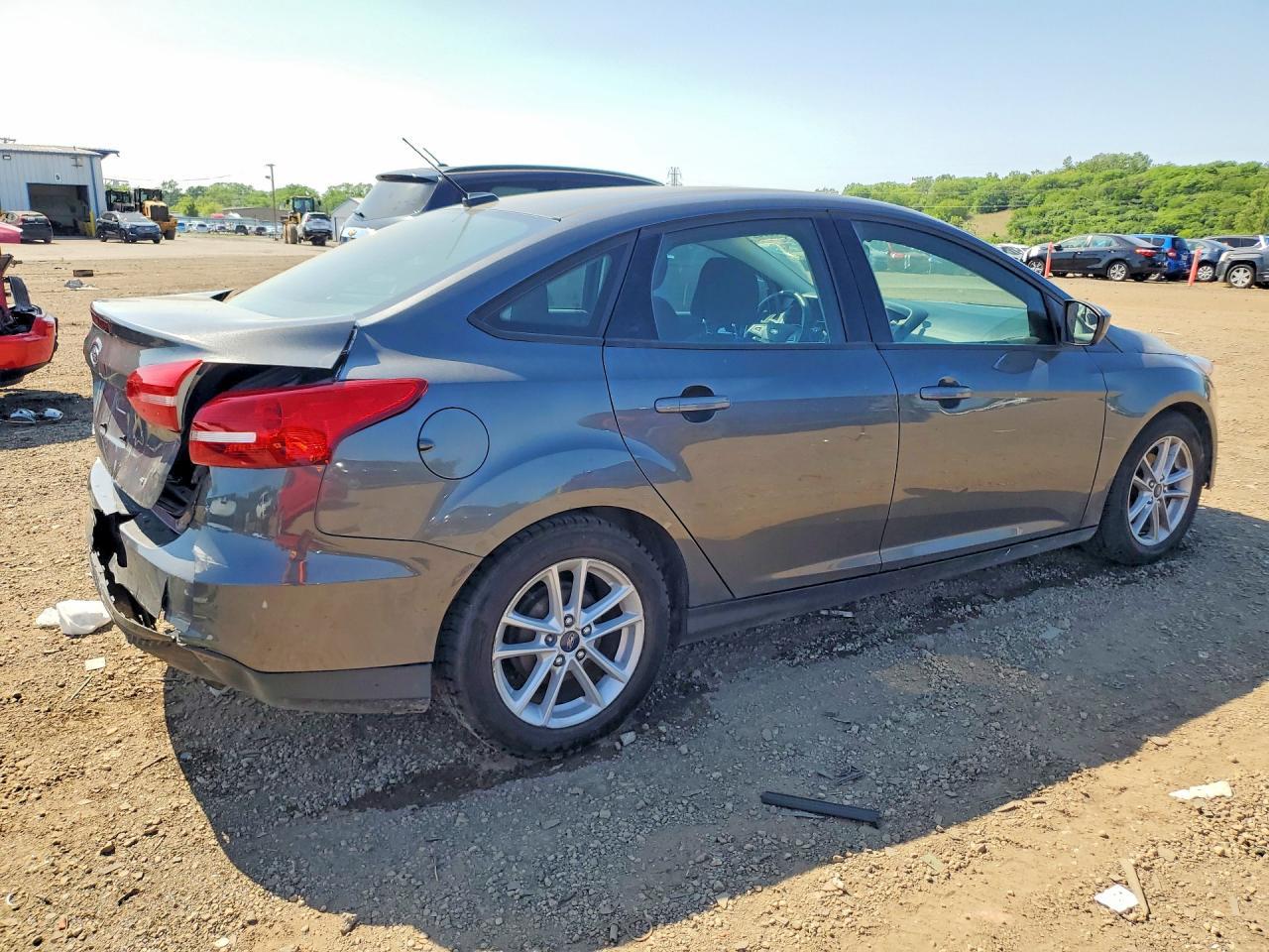 2018 Ford Focus Se - Фото 3