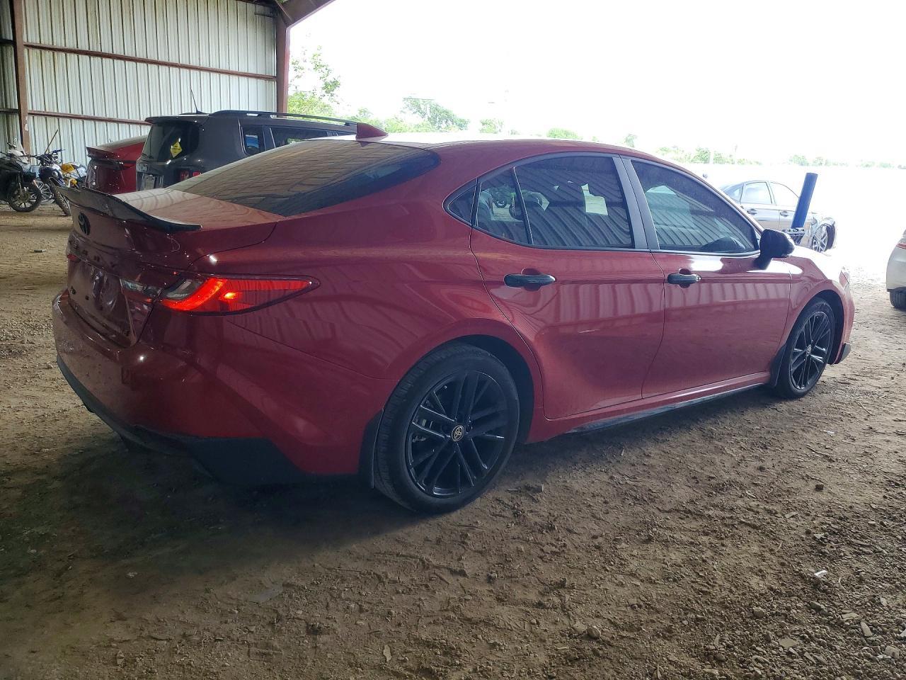 2025 Toyota Camry Se - Фото 3
