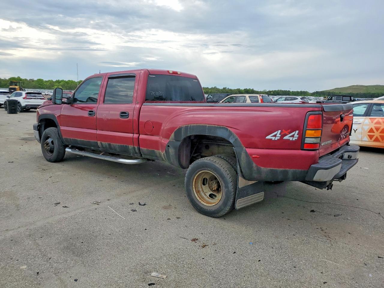 2005 Chevrolet Silverado K3500 - Фото 2