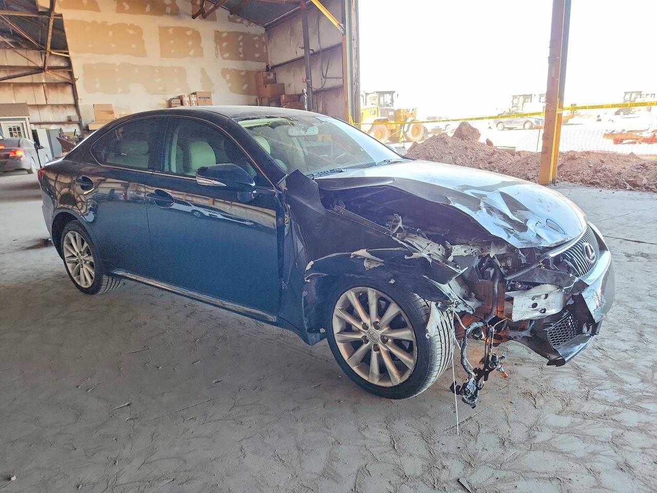 2010 Lexus Is 250 - Image 4