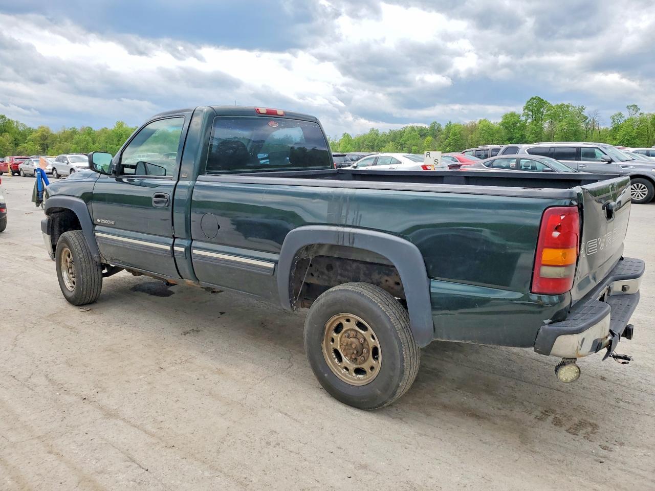 2001 Chevrolet Silverado K2500 Heavy Duty - Фото 2