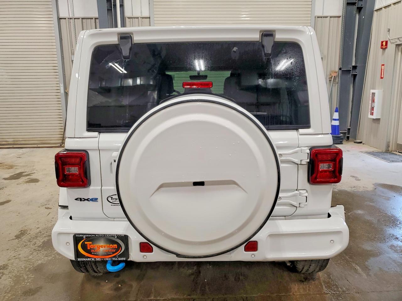 2022 Jeep Wrangler Unlimited Sahara 4Xe - Фото 6