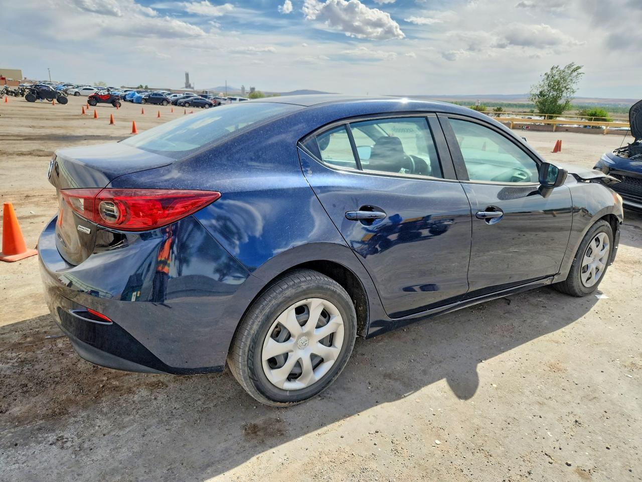 2015 Mazda 3 Sv - Image 3