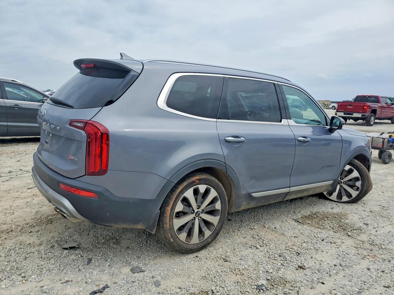 2021 Kia Telluride S - Image 3