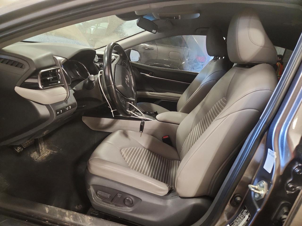 2019 Toyota Camry Se - Image 7