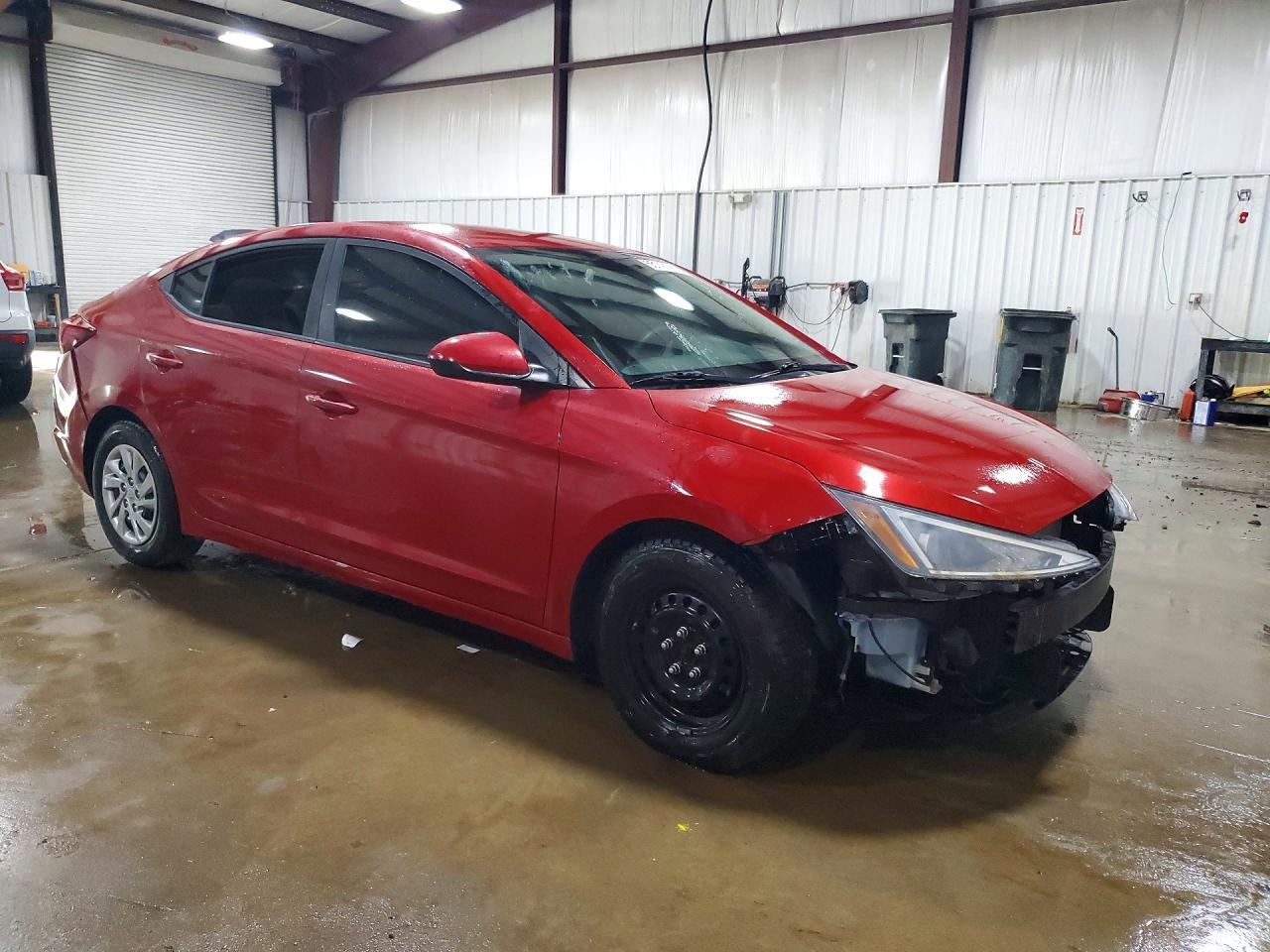 2019 Hyundai Elantra Se - Image 4