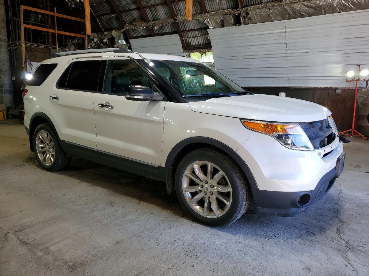 2014 Ford Explorer Xlt - Image 4
