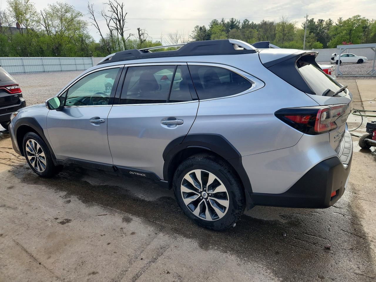 2024 Subaru Outback Touring - Image 2