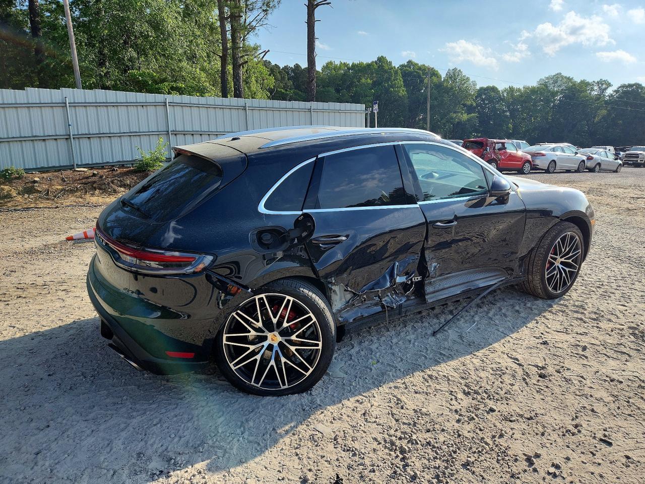 2025 Porsche Macan S - Image 3