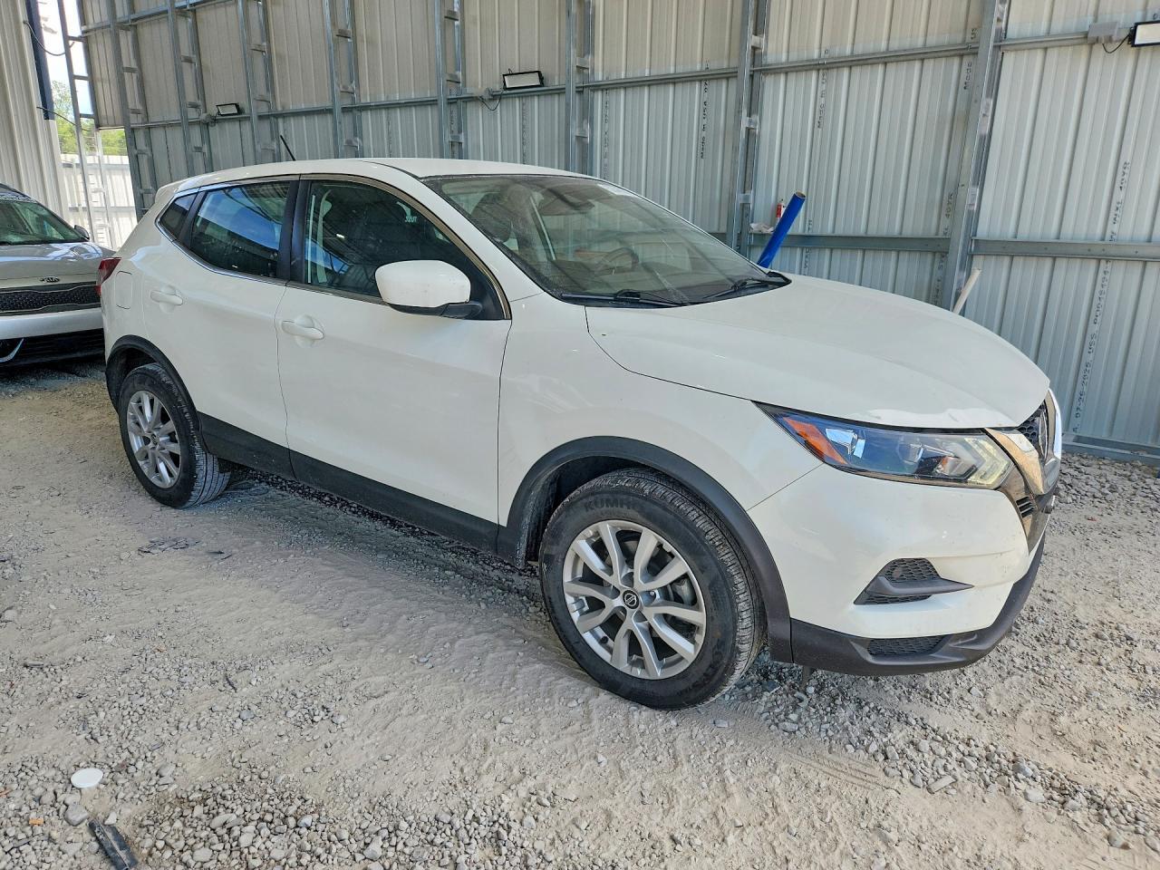 2021 Nissan Rogue Sport S - Image 4