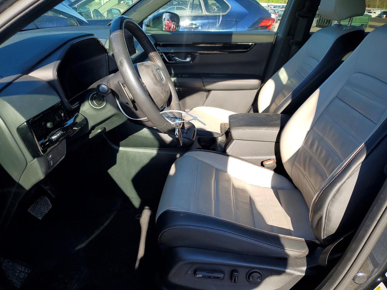 2023 Honda Cr-V Sport Touring - Image 7