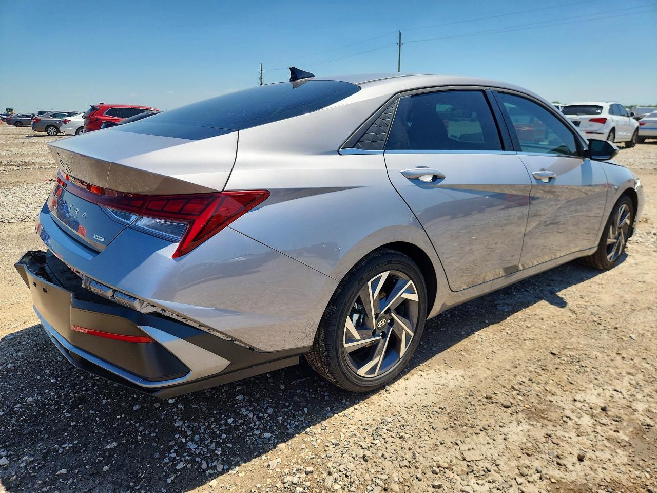2026 Hyundai Elantra Limited - Image 3