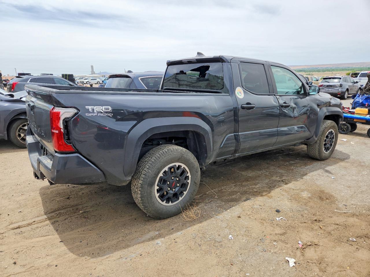 2025 Toyota Tacoma Trd Off-Road - Image 3
