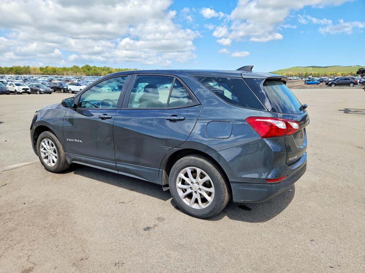 2020 Chevrolet Equinox Ls - Image 2