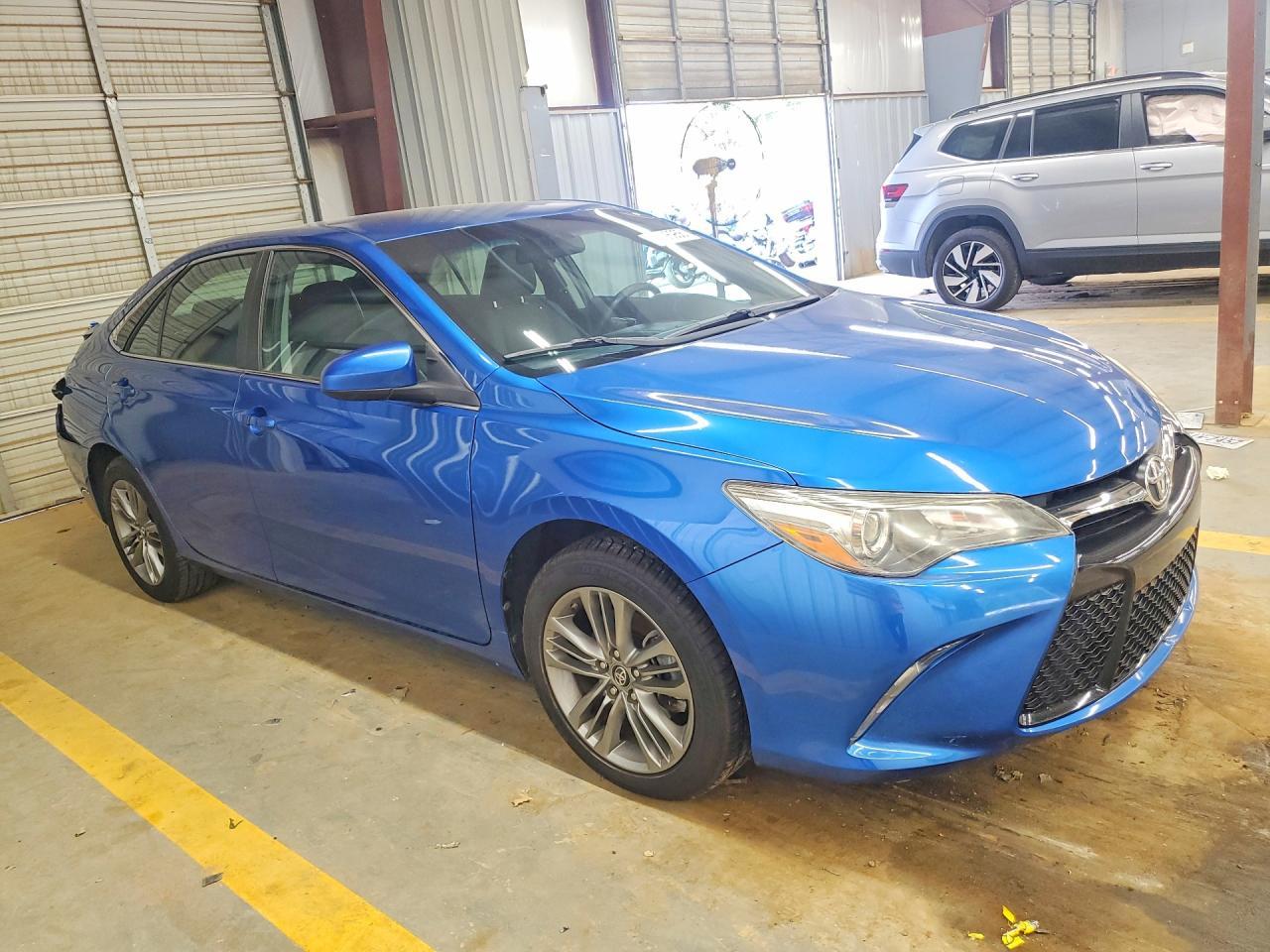2017 Toyota Camry Se - Image 4