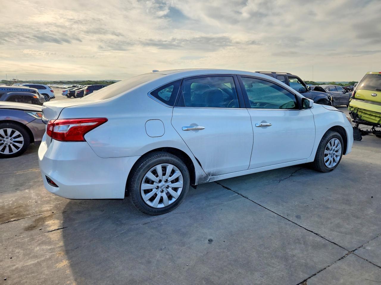 2016 Nissan Sentra Sv - Фото 3