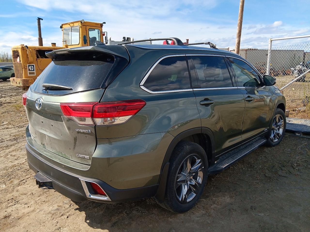 2019 Toyota Highlander Hybrid Limited Platinum - Фото 3