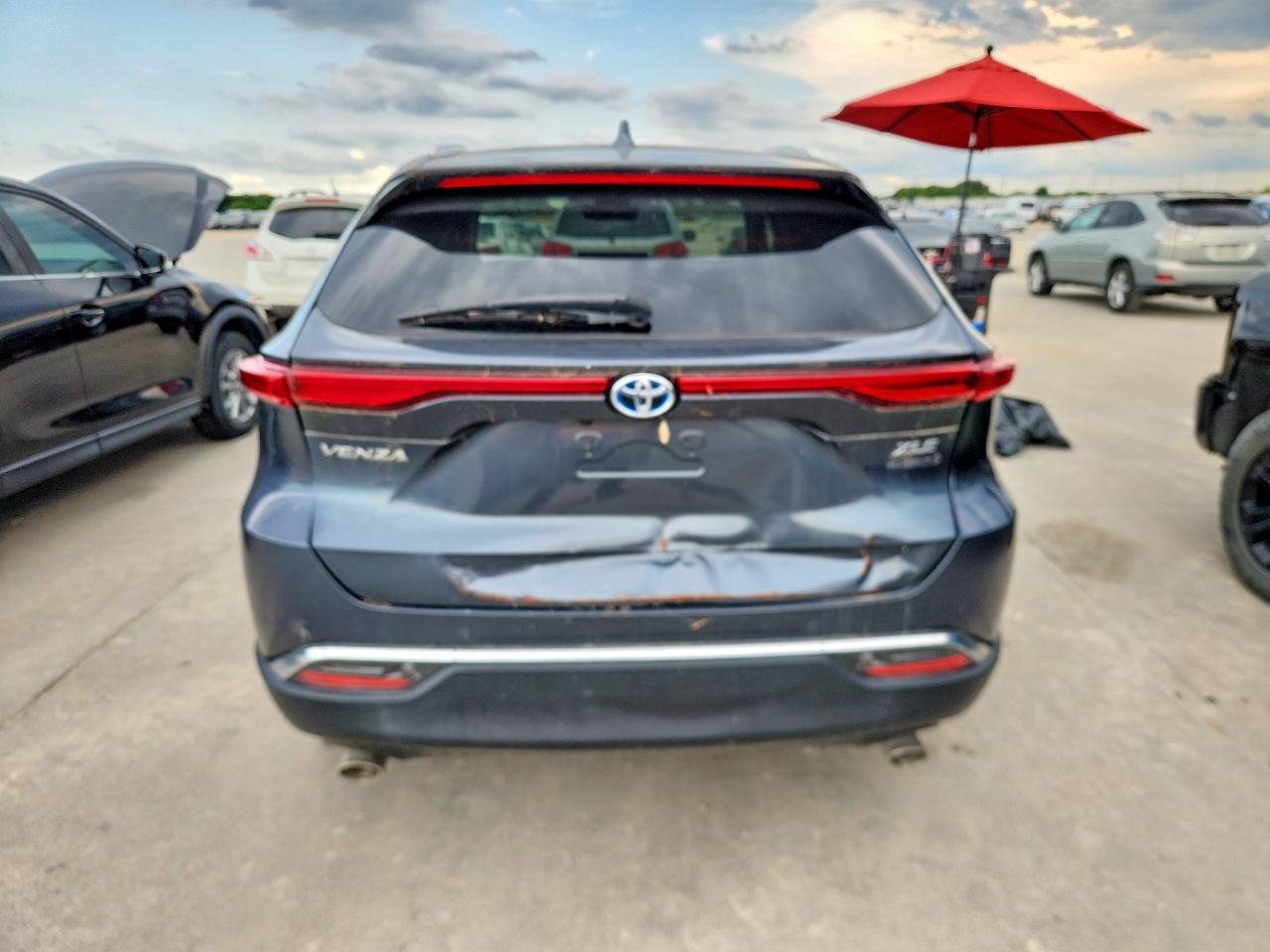 2021 Toyota Venza Xle - Фото 6