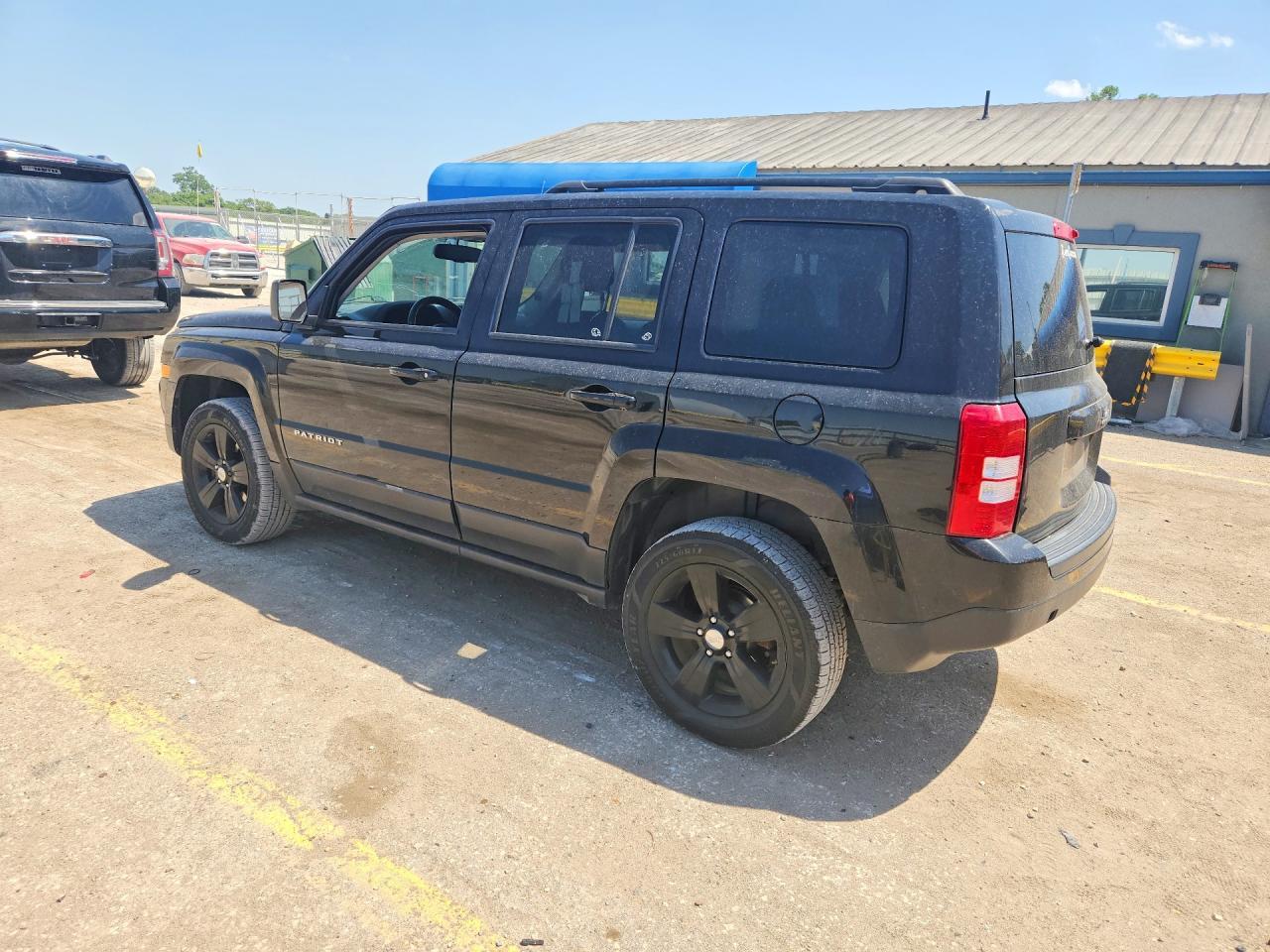 2017 Jeep Patriot Latitude - Image 2