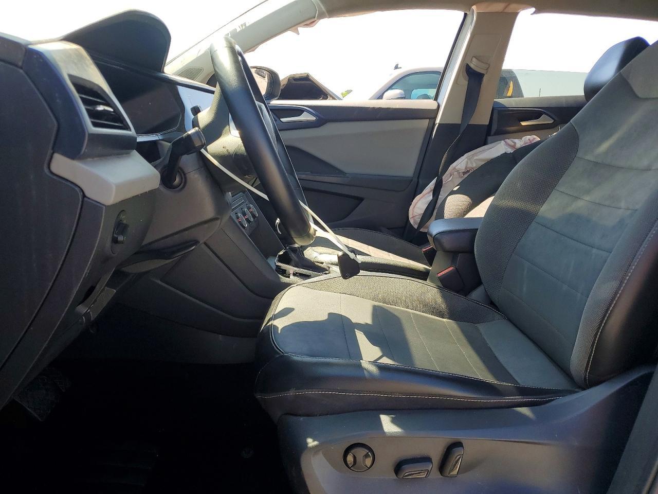 2022 Volkswagen Taos Se - Фото 7
