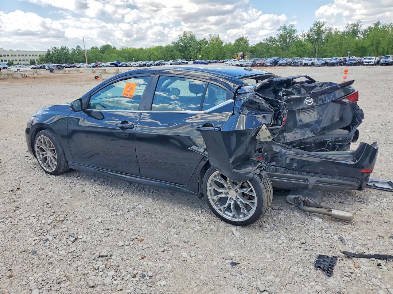 2021 Nissan Sentra Sr - Фото 2
