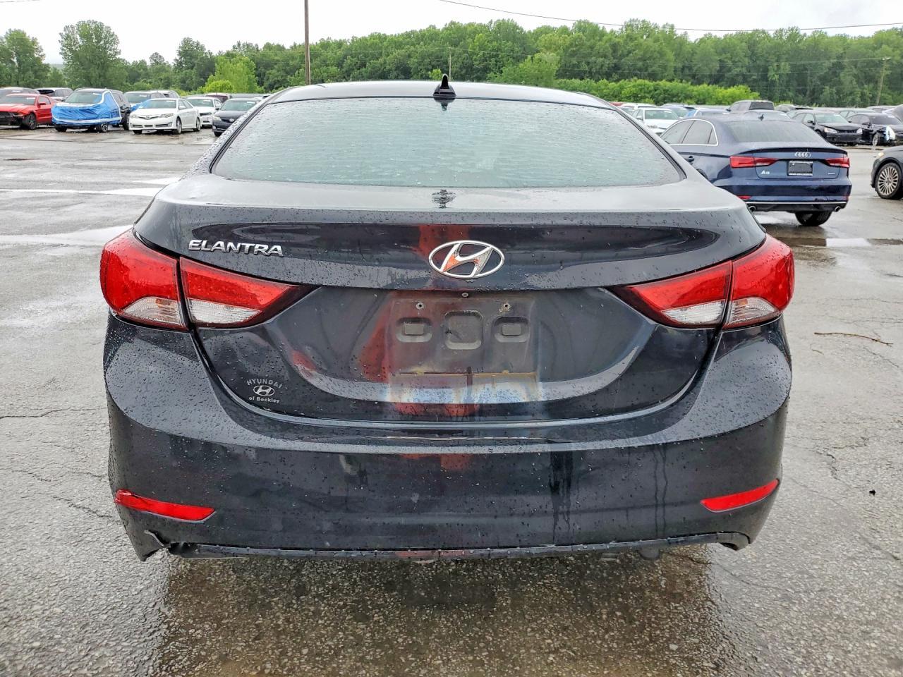 2016 Hyundai Elantra Value Edition - Image 6