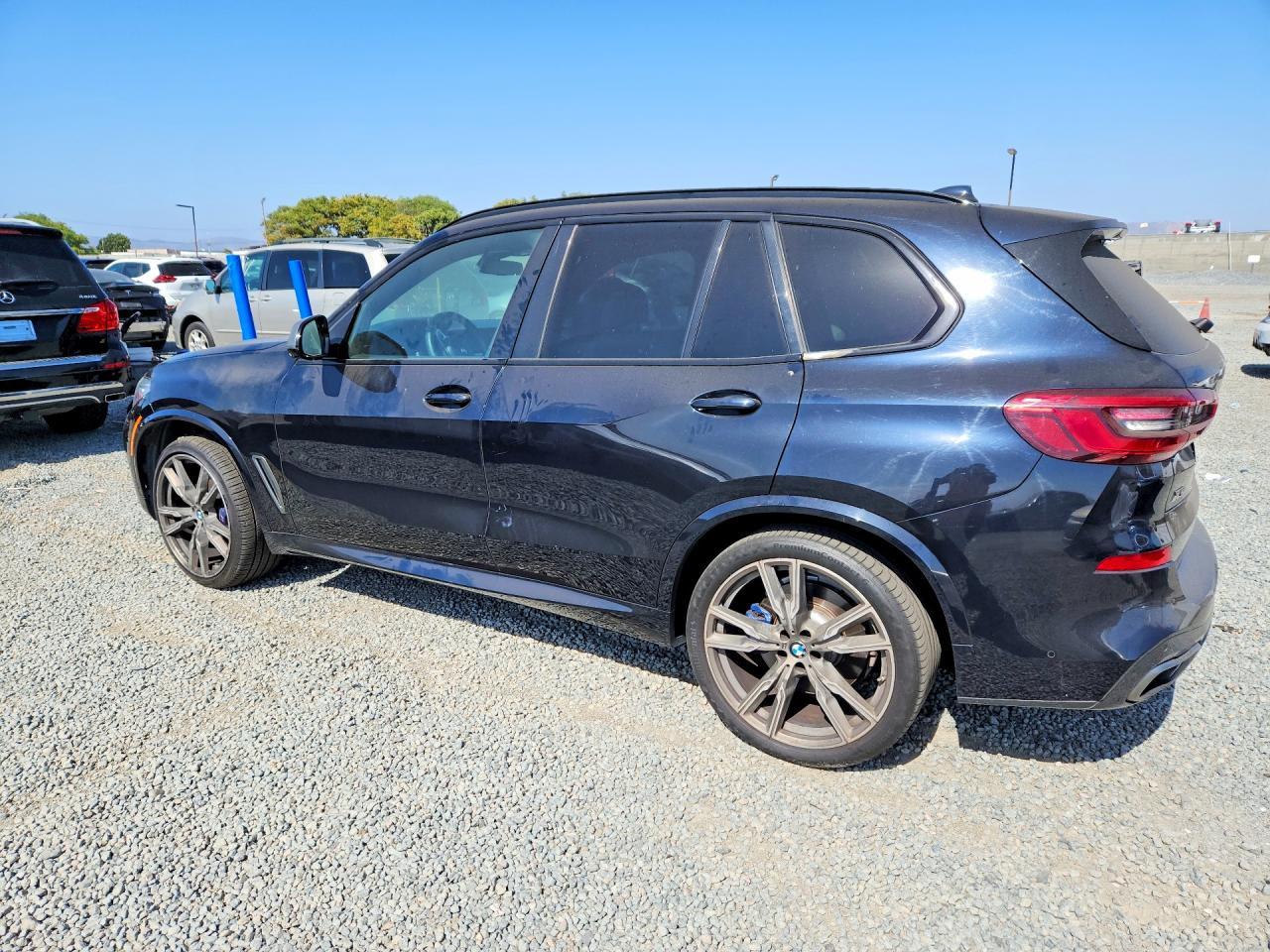 2020 BMW X5 M50I - Фото 2
