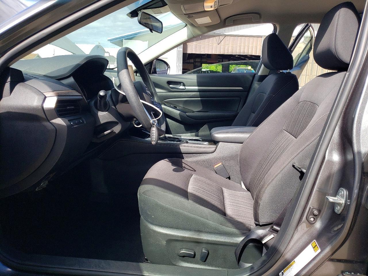 2023 Nissan Altima Sv - Image 7