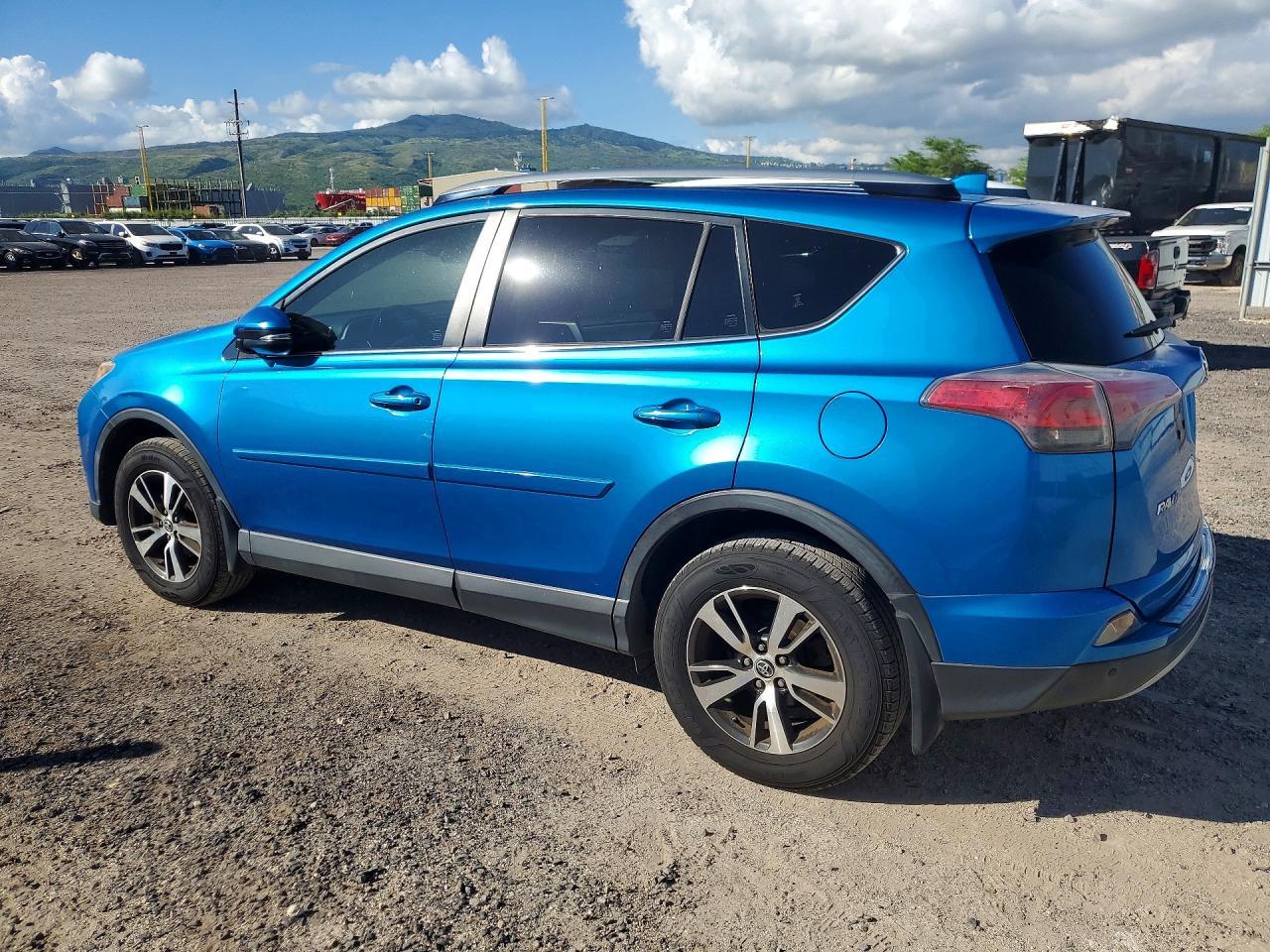 2017 Toyota Rav4 Xle - Image 2