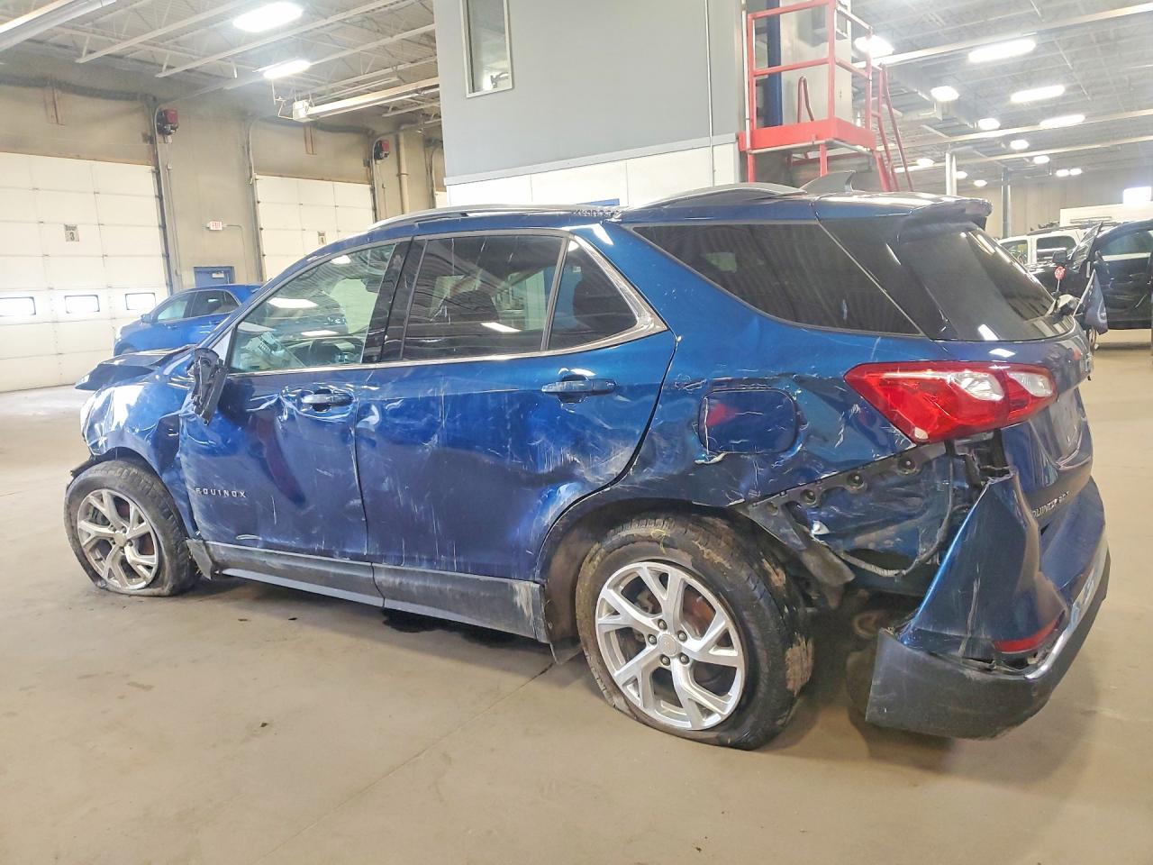 2020 Chevrolet Equinox Lt - Фото 2