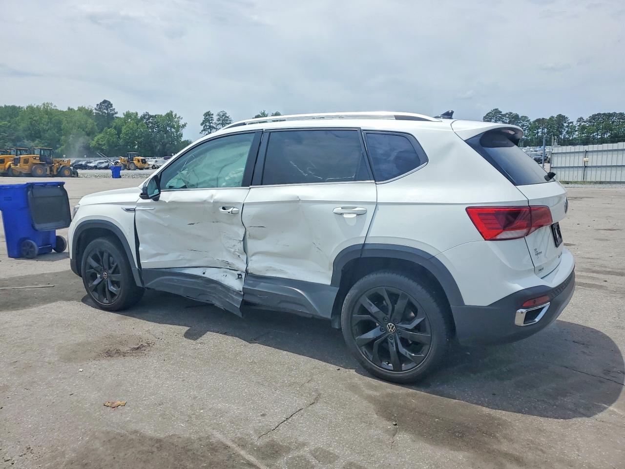 2022 Volkswagen Taos Sel - Фото 2