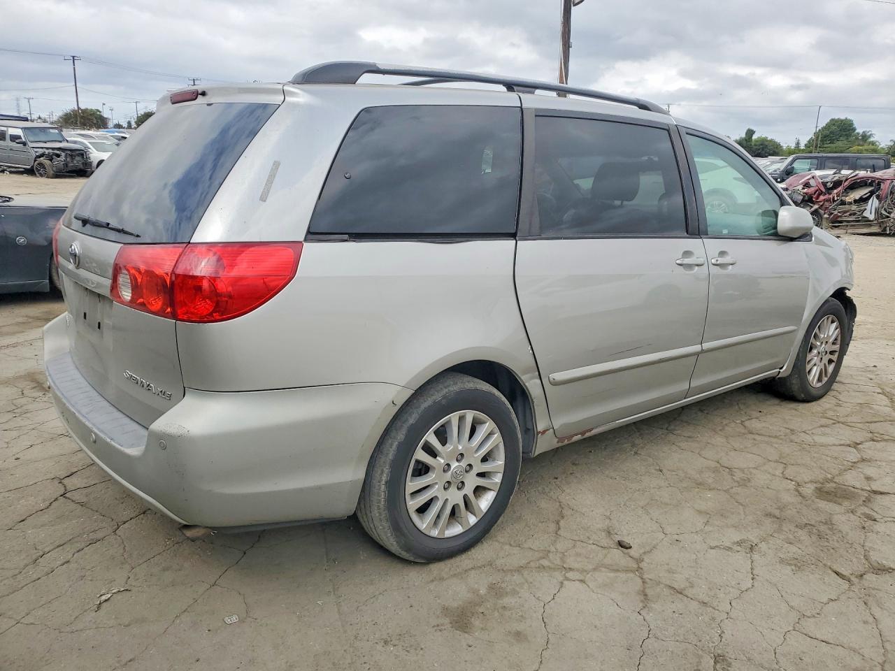 2008 Toyota Sienna Xle - Фото 3