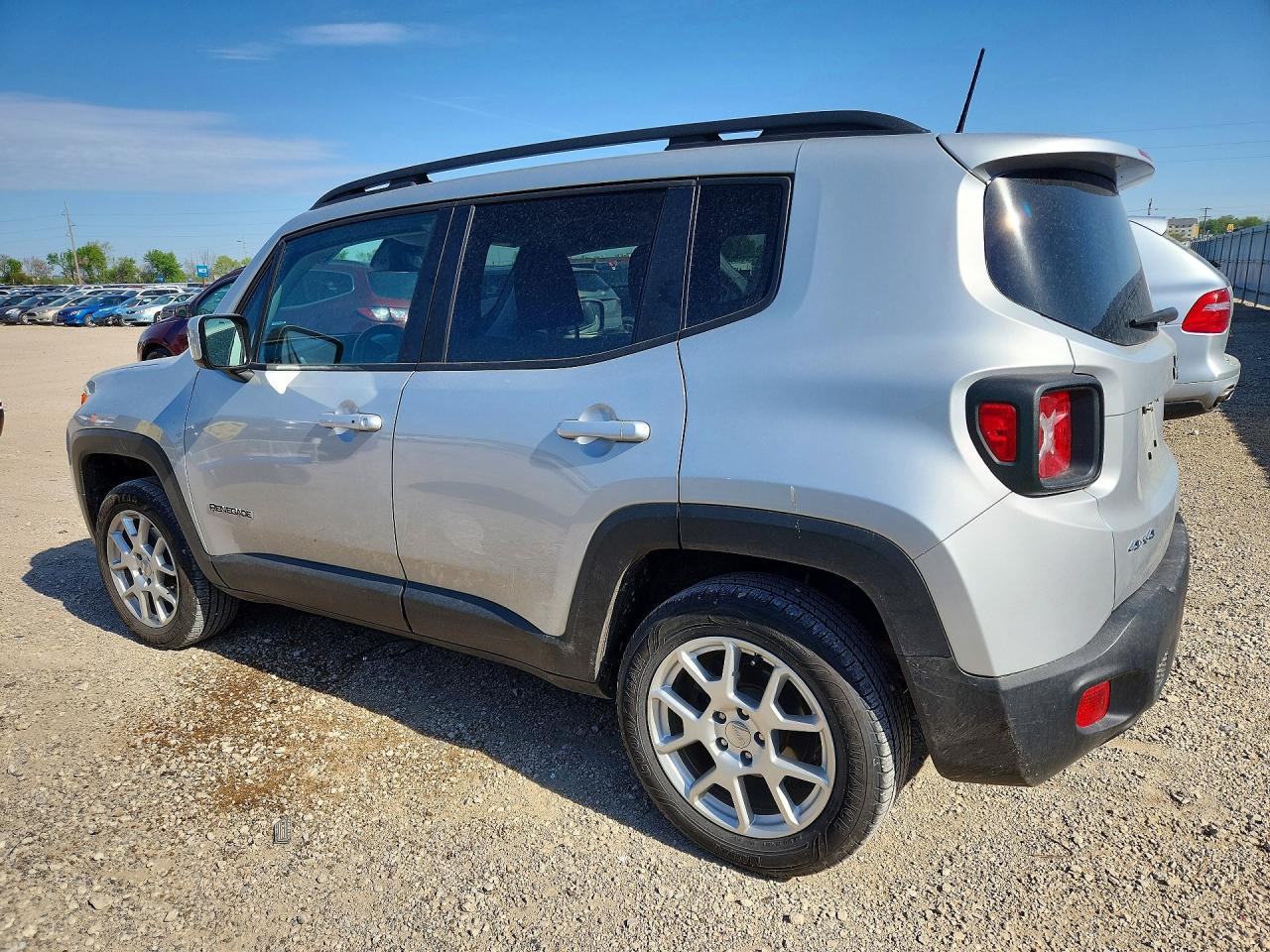 2019 Jeep Renegade - Фото 2