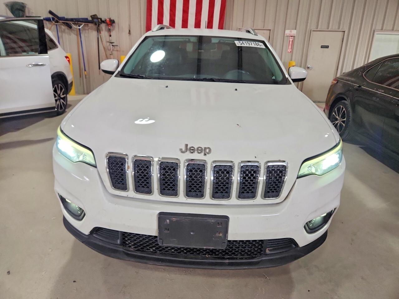 2019 Jeep Cherokee Latitude Plus - Фото 5