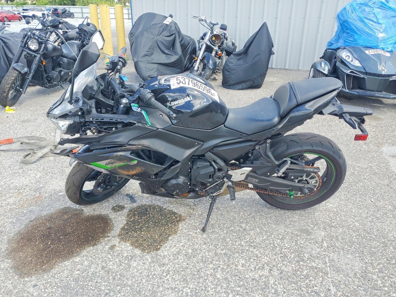 2025 Kawasaki Ex650 - Image 3