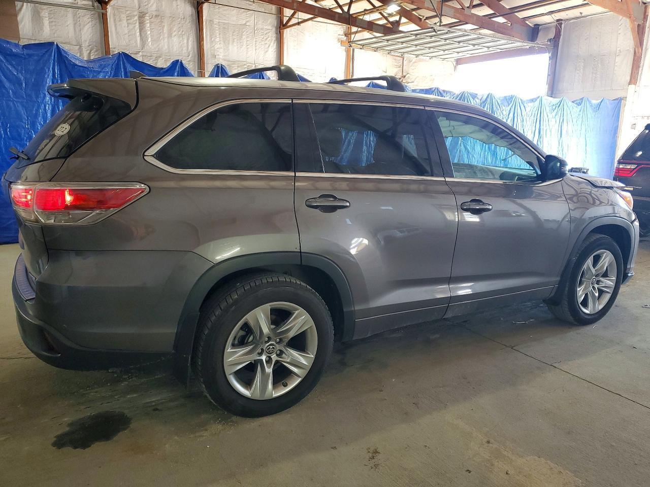 2016 Toyota Highlander Limited - Фото 3