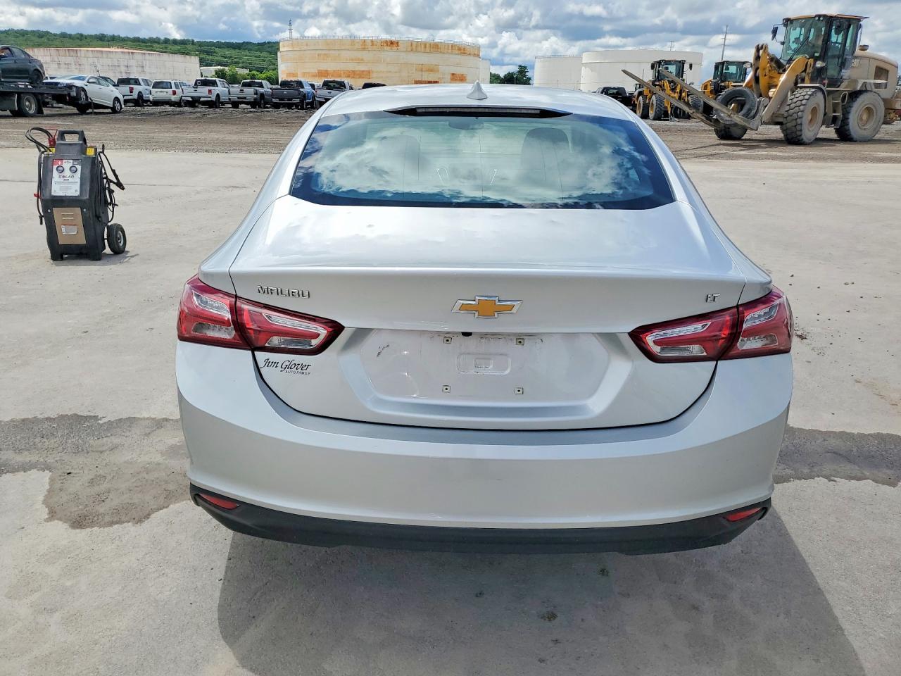 2022 Chevrolet Malibu Lt - Image 6