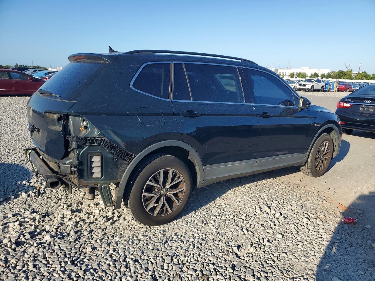 2019 Volkswagen Tiguan Se - Фото 3