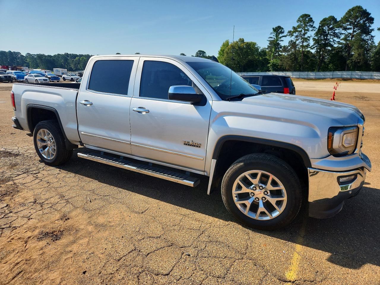 2017 GMC Sierra C1500 Slt - Image 4