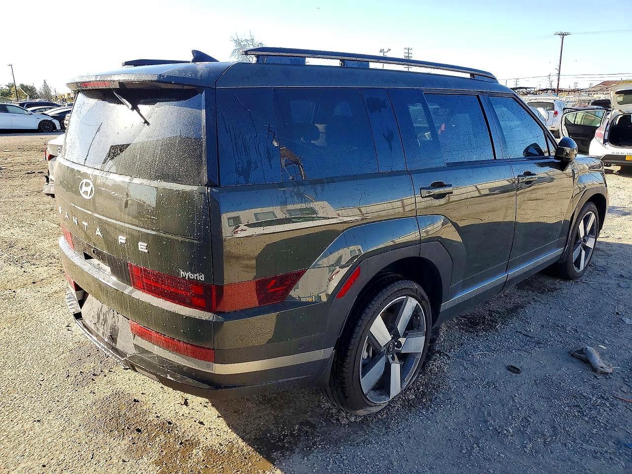 2025 Hyundai Santa Fe Hybrid Limited - Image 3