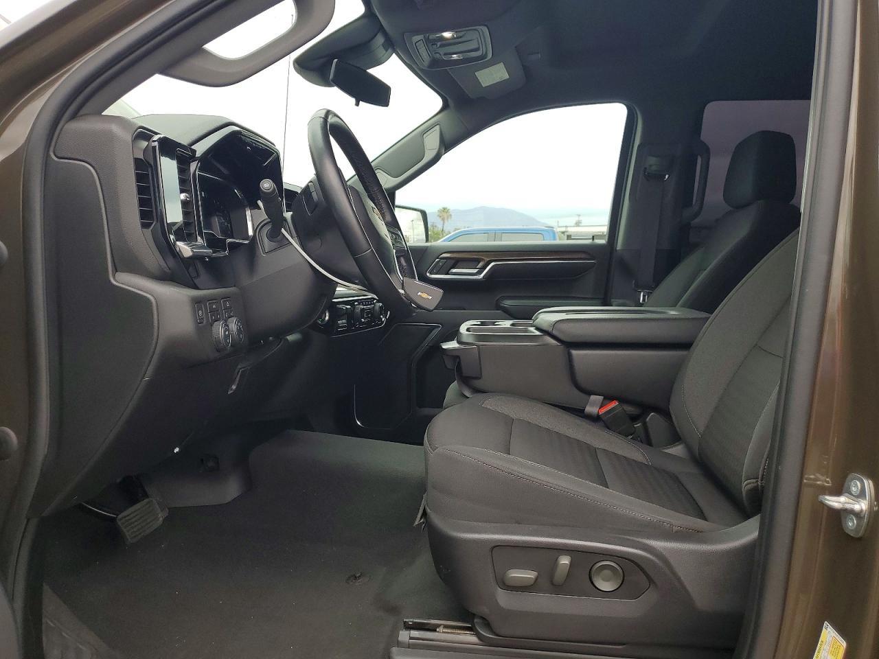 2023 Chevrolet Silverado K1500 Lt - Image 7