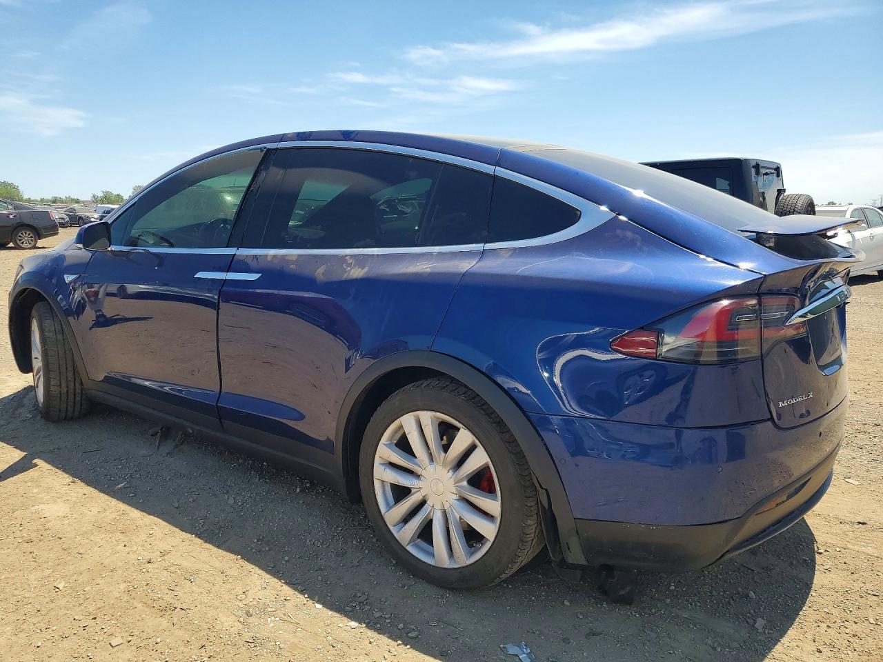 2016 Tesla Model X - Фото 2