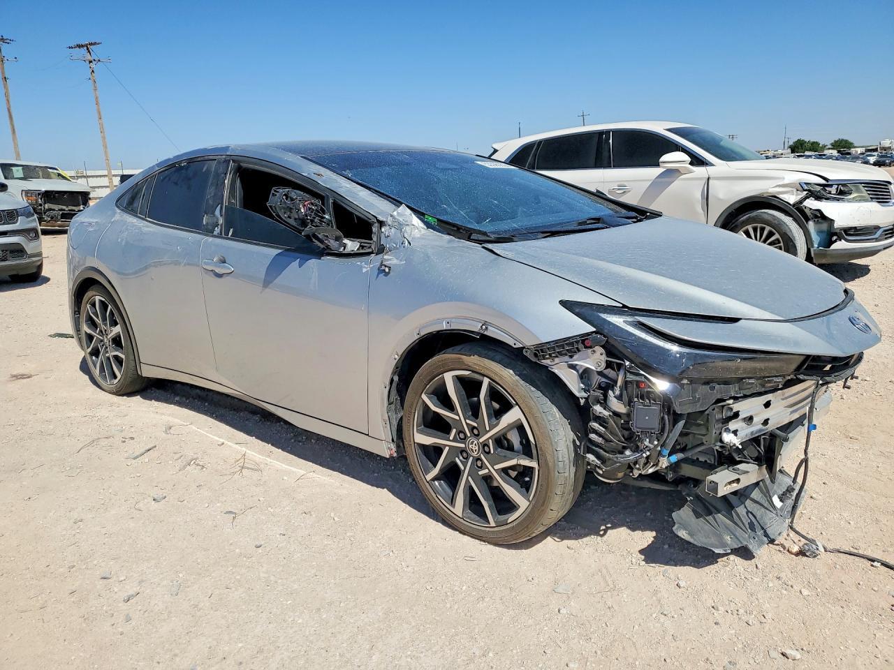 2024 Toyota Prius Prime Xse - Image 4