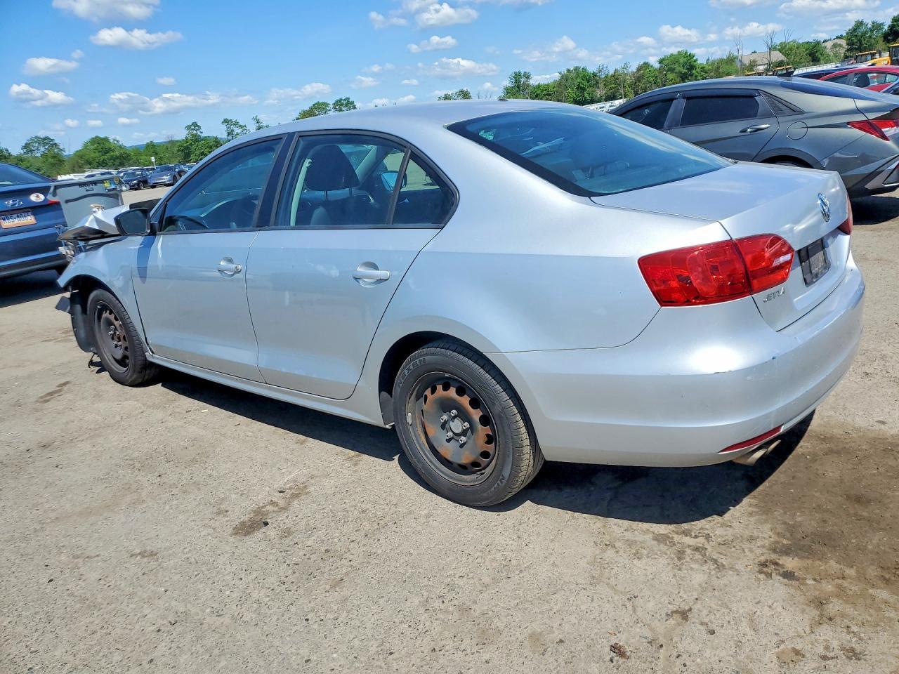 2012 Volkswagen Jetta 2.0T Option Package 2 - Image 2