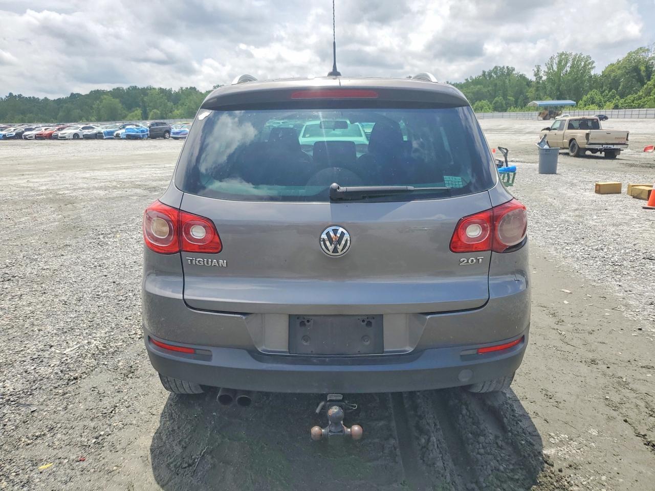 2009 Volkswagen Tiguan S - Фото 6